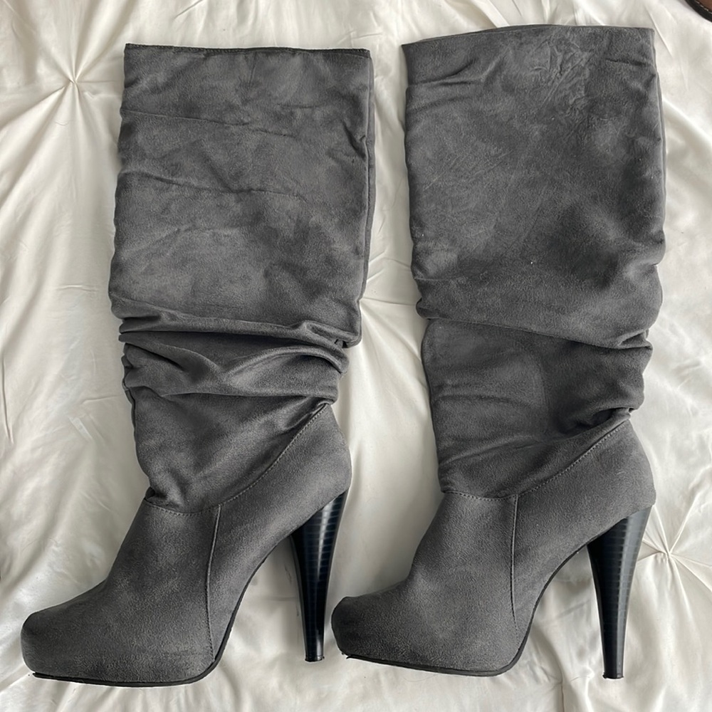 Grey suede rouched boots. Worn but taken care of.